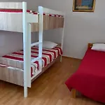 Family Friendly House With A Swimming Pool - 24444 Sibenik
