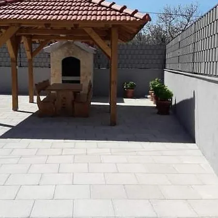 Family Friendly House With A Swimming Pool - 24444 * Σίμπενικ