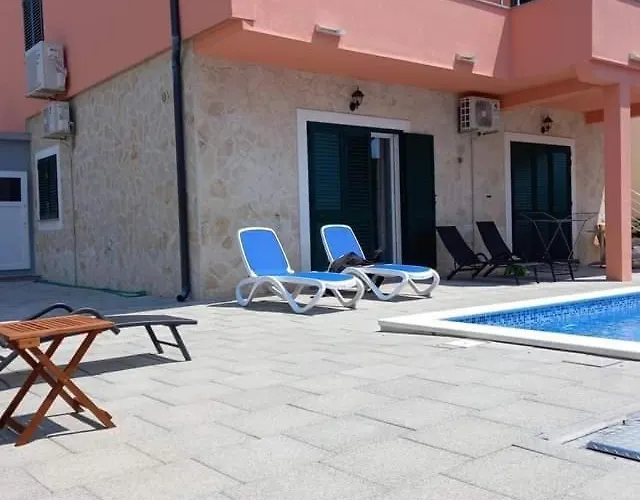 Holiday home Family Friendly House With A Swimming Pool - 24444 Sibenik