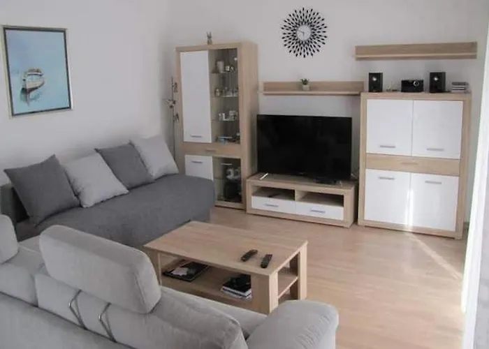 Family Friendly House With A Swimming Pool - 24444 * Sibenik